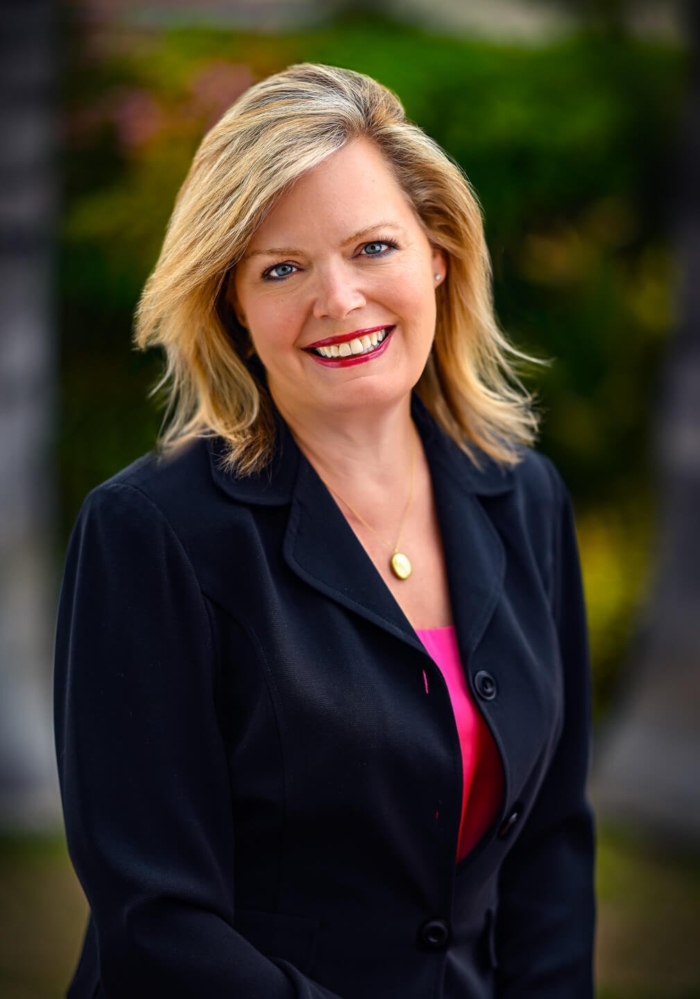 Dr. Anne-Marie Delcambre